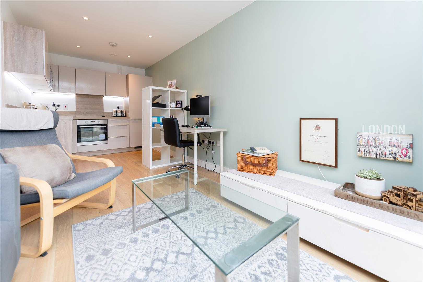 1 bed property in Copenhagen Court, Pell Street, London